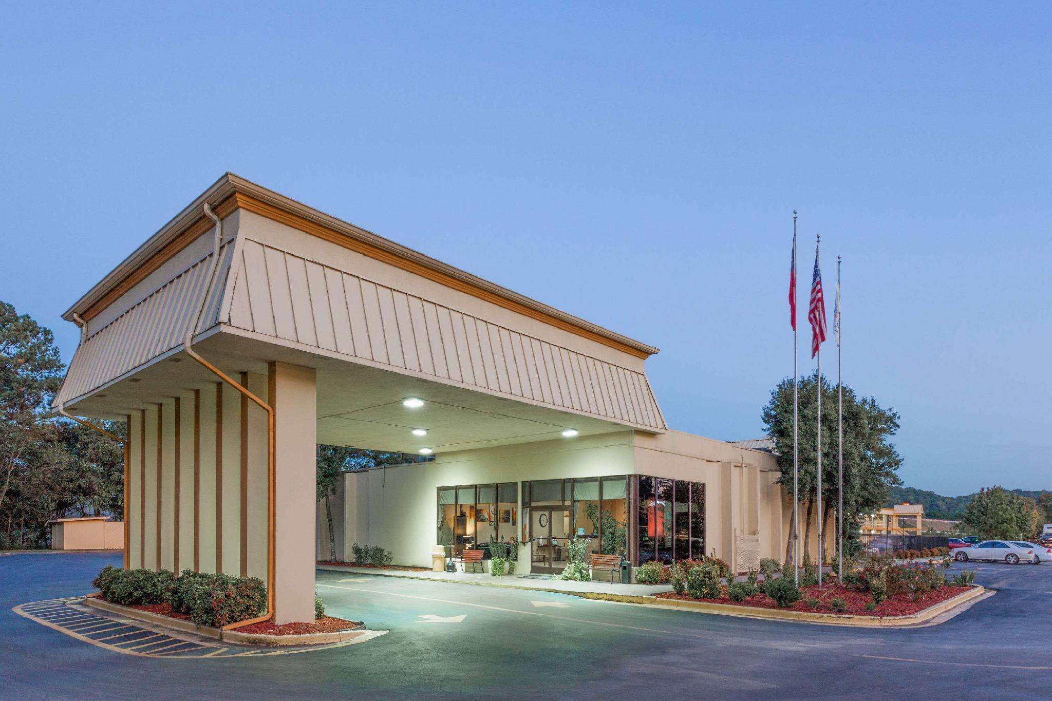 Quality Inn Dalton Ngoại thất bức ảnh