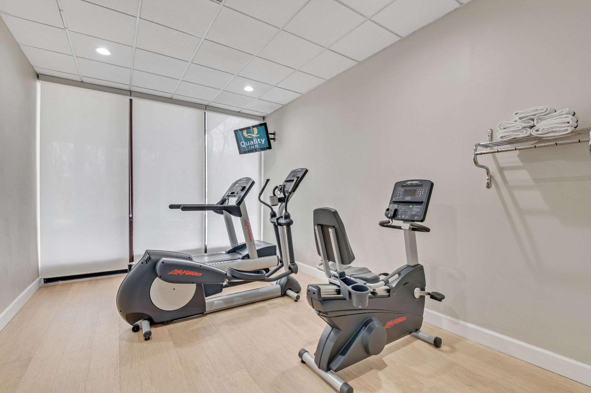 Quality Inn Dalton Ngoại thất bức ảnh